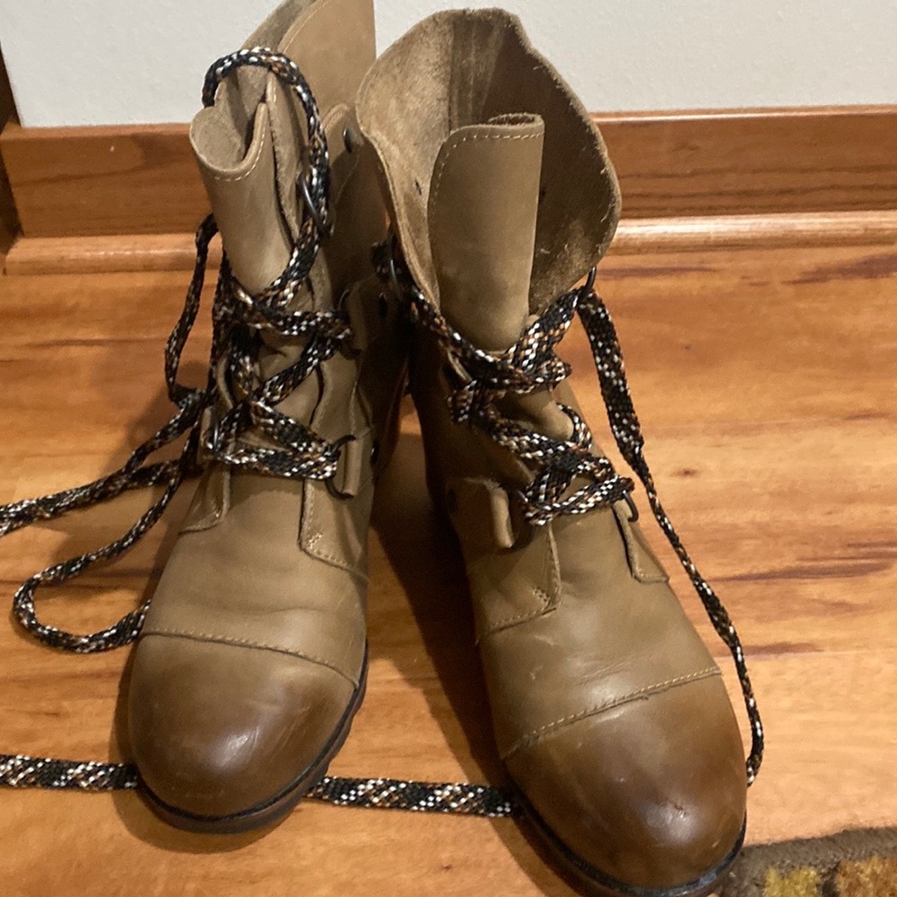 Sorel Joan of Arctic Wedge